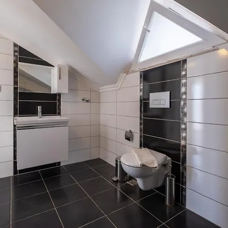 Solo - Adel Villa, 4 Bedroom Private At Villa Ölüdeniz