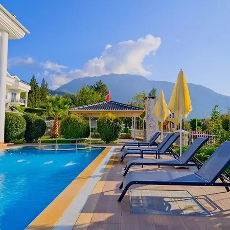 Solo - Adel Villa, 4 Bedroom Private At Вилла Олудениз