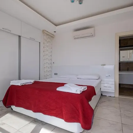 Solo - Adel Villa, 4 Bedroom Private At Олудениз